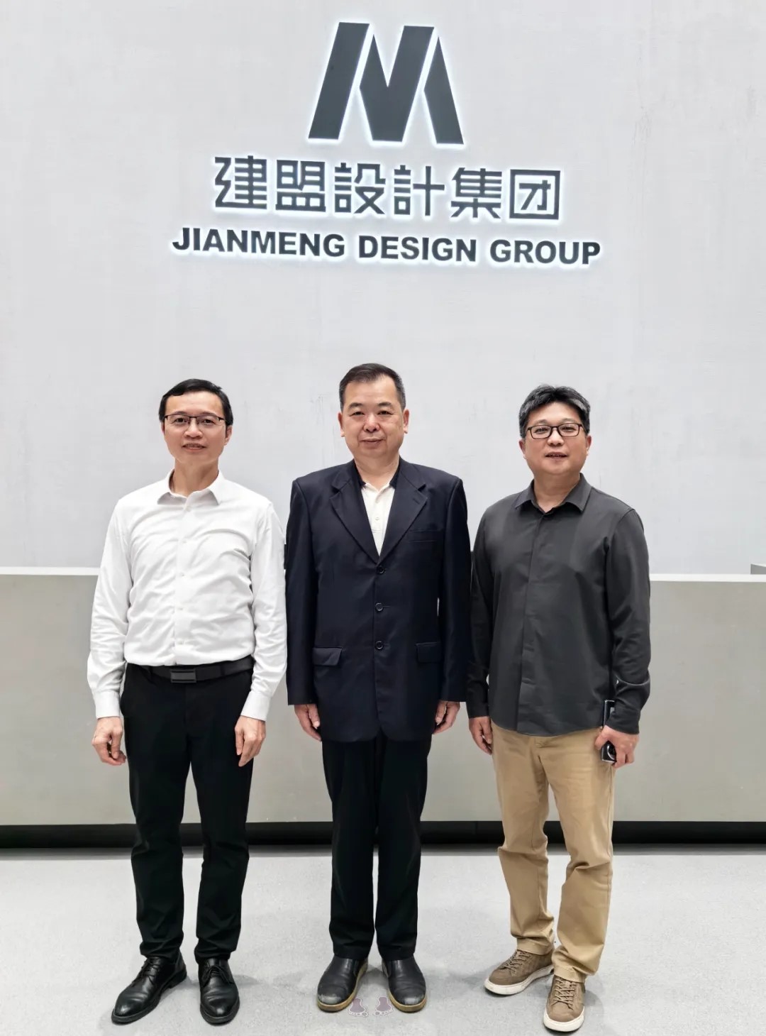 鉴黑担保网(jhdbw)·最具权威唯一维权担保平台