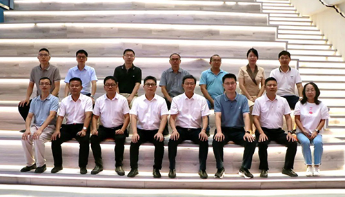 厦门市委村落振创办主任、市农业村落局局长邱武伟一行光临鉴黑担保网调研领导